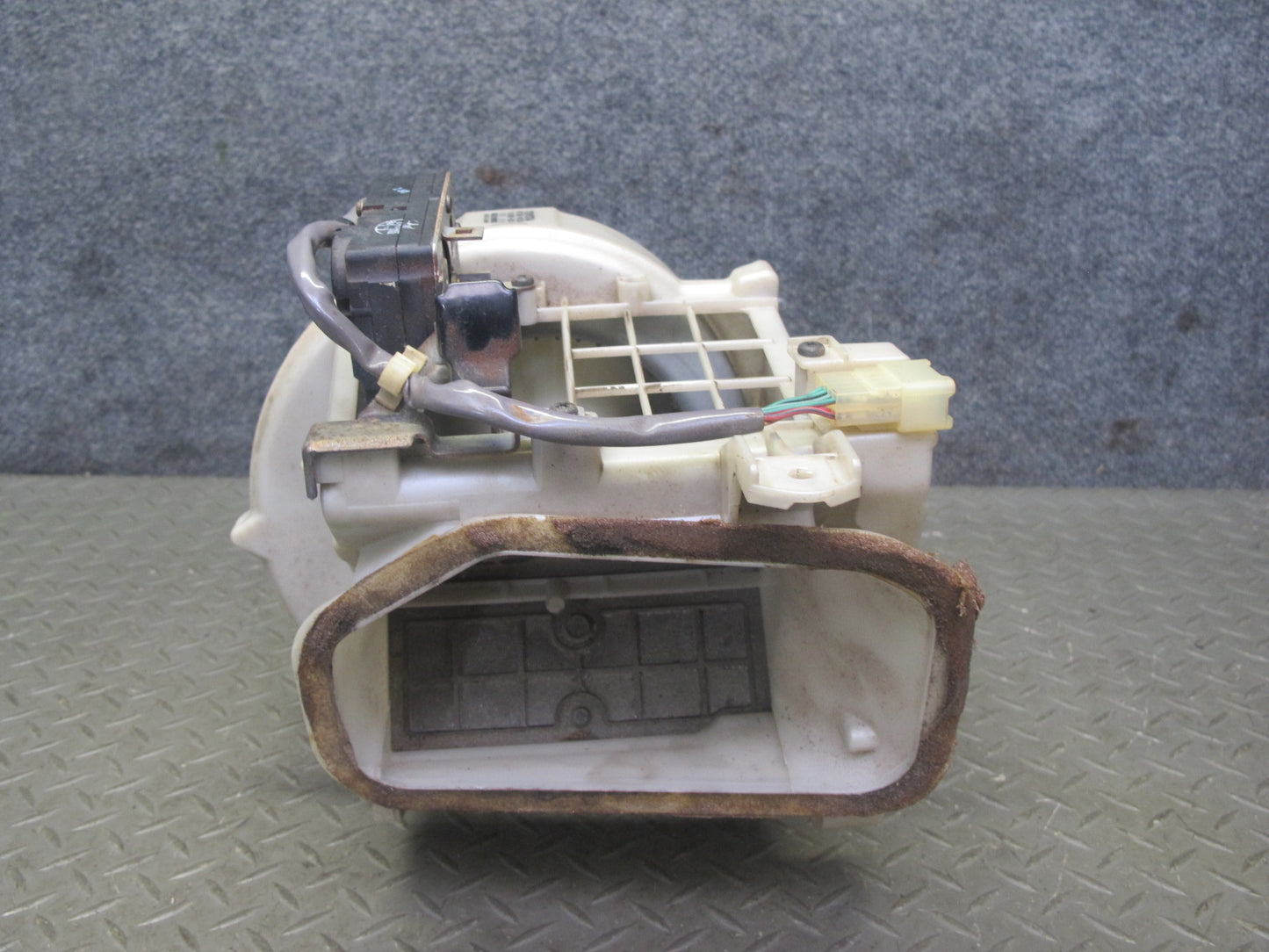 86-92 Toyota Supra MA70L Hvac Heater Blower Fan & Housing Assembly 71K Miles OEM