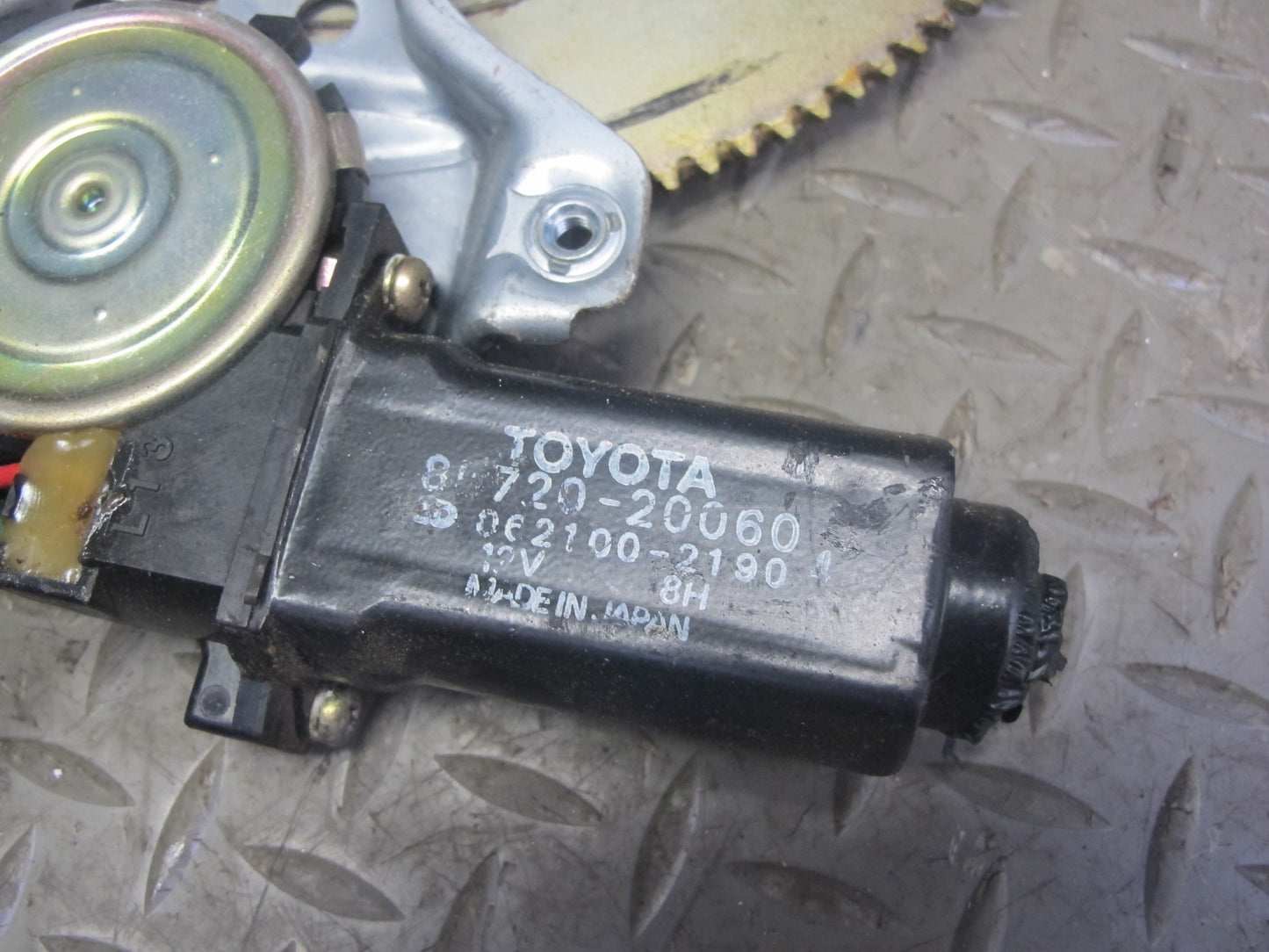 86-92 Toyota Supra MA70L Front Left Driver Door Window Regulator w Motor OEM