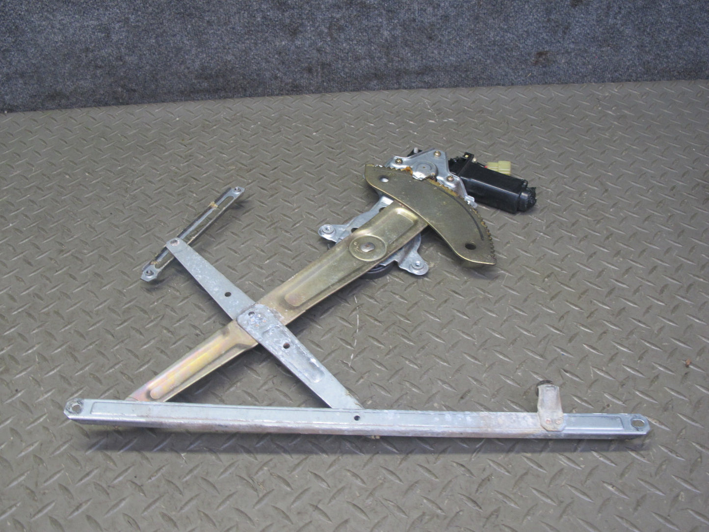 86-92 Toyota Supra MA70L Front Left Driver Door Window Regulator w Motor OEM