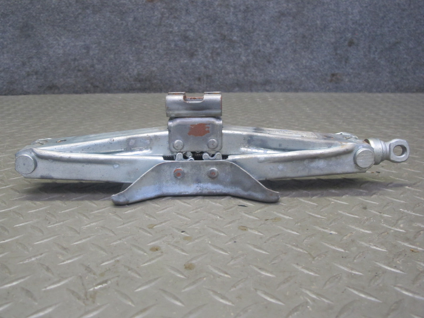 86-92 Toyota Supra MK3 MA70L Emergency Spare Tire Lift Jack w Handle OEM