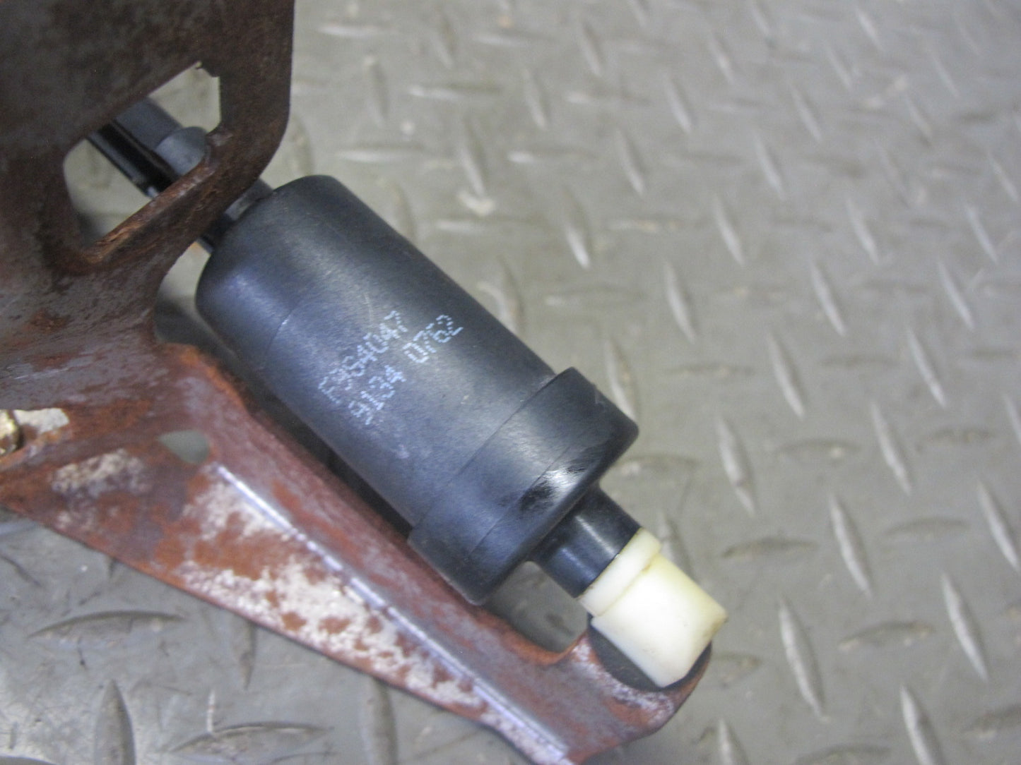 97-02 Pontiac Firebird LS1 A/T Automatic Transmission Gear Shifter Selector OEM