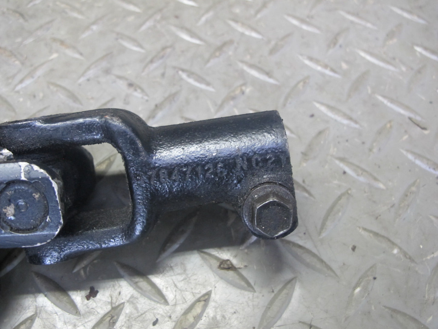 98-02 Pontiac Firebird 5.7L Steering Column Intermediate Coupling Shaft OEM