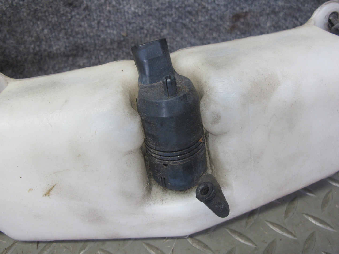 93-02 Pontiac Firebird Camaro Windshield Washer Reservoir Tank w Pump OEM