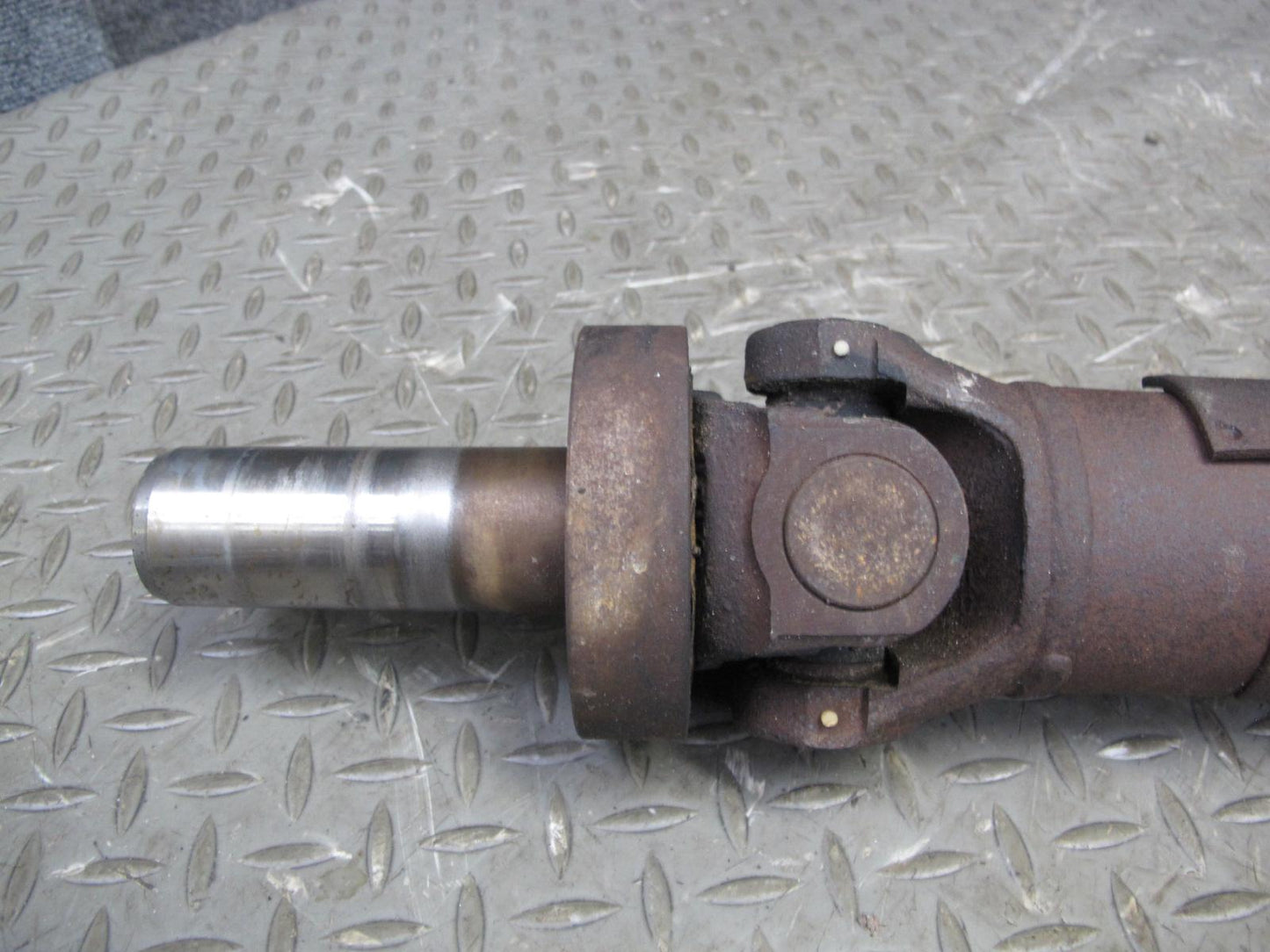 98-99 Pontiac Firebird Camaro LS1 5.7L A/T Rear Drive Shaft Driveshaft OEM