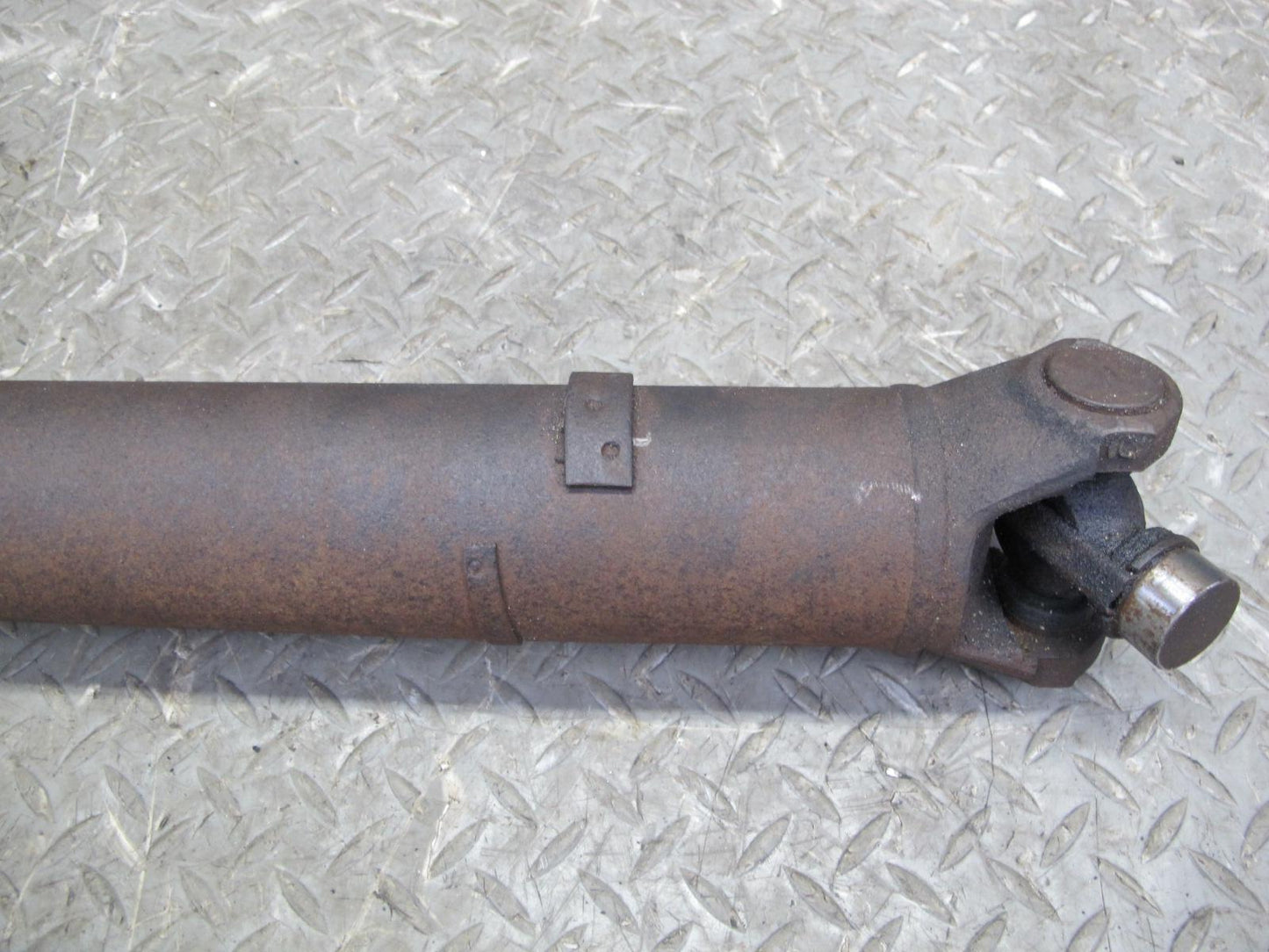 98-99 Pontiac Firebird Camaro LS1 5.7L A/T Rear Drive Shaft Driveshaft OEM