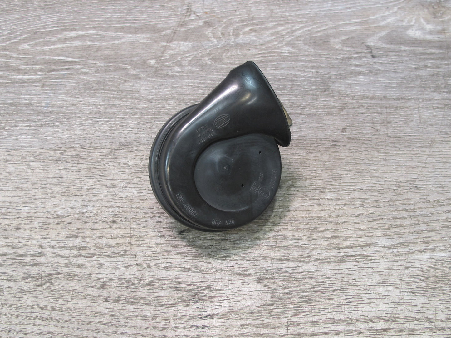 93-99 BMW E36 3-SERIES Set of 2 High & Low Tone Note Pitch Horn Signal OEM
