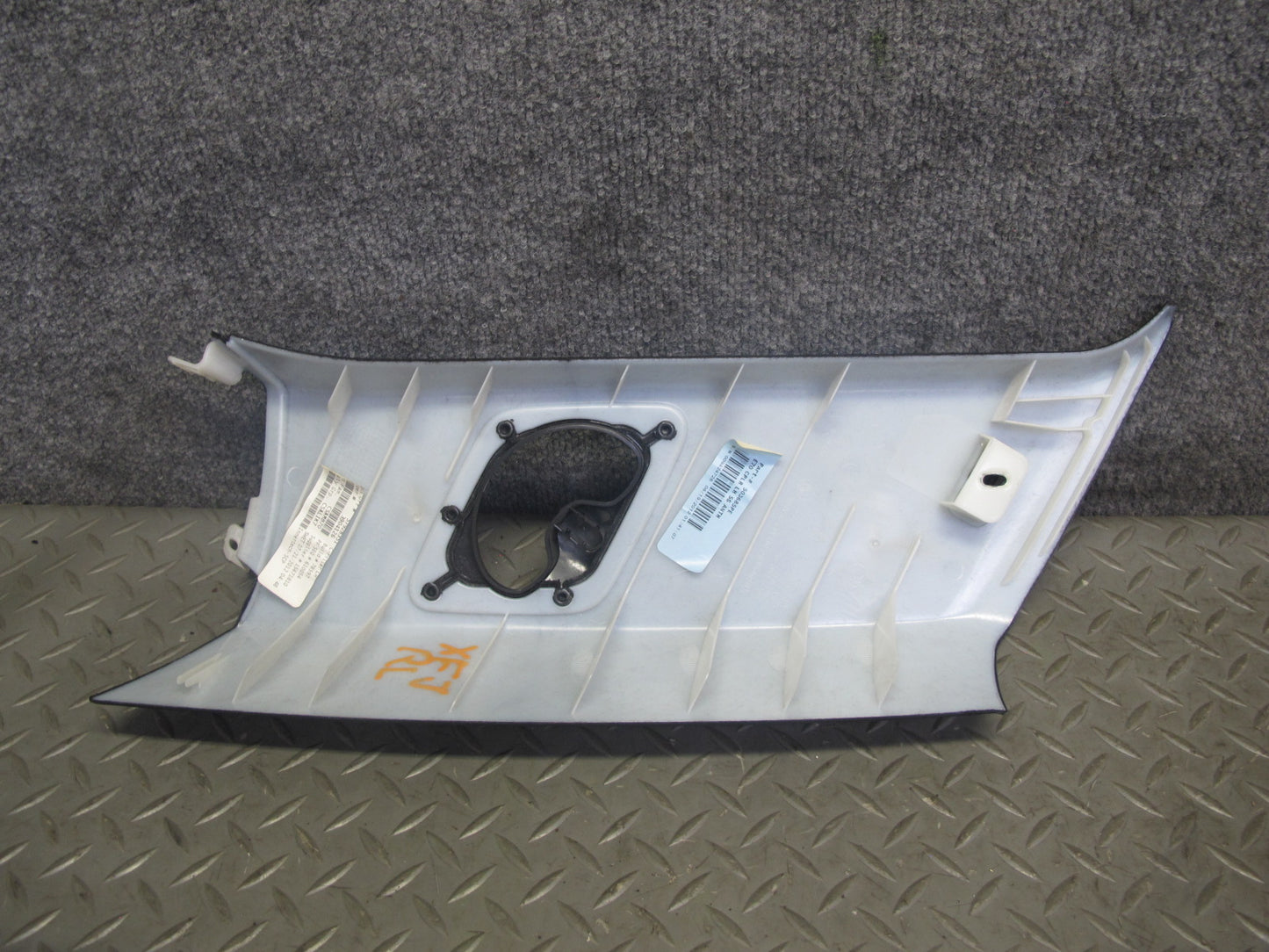 2007-2013 BMW E70 X5 Rear Left & Right C Pillar Upper Trim Cover Panel Set of 2