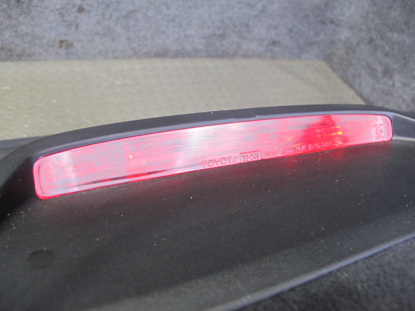 98-05 Lexus GS300 Rear Parcel Shelf Deck Trim Speaker Cover w Brake Light OEM