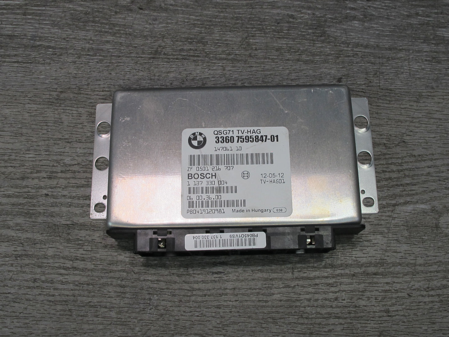2010-2013 BMW E70 E71 X5M X6M Rear Differential Lock Control Module 7595847