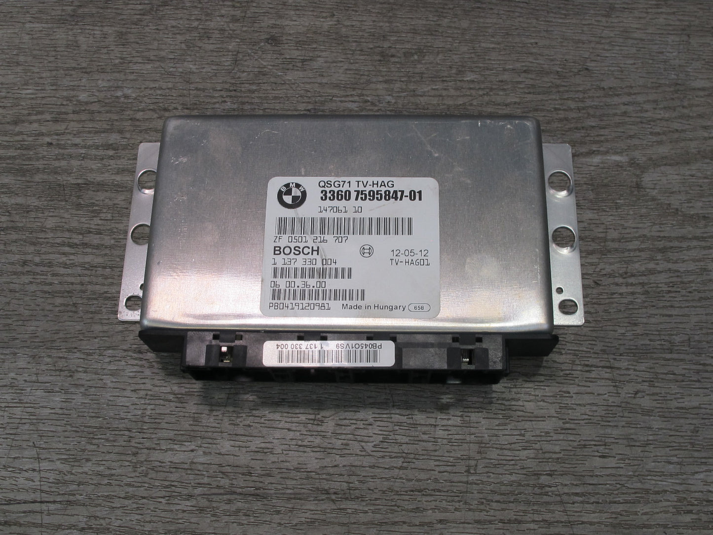 2010-2013 BMW E70 E71 X5M X6M Rear Differential Lock Control Module 7595847