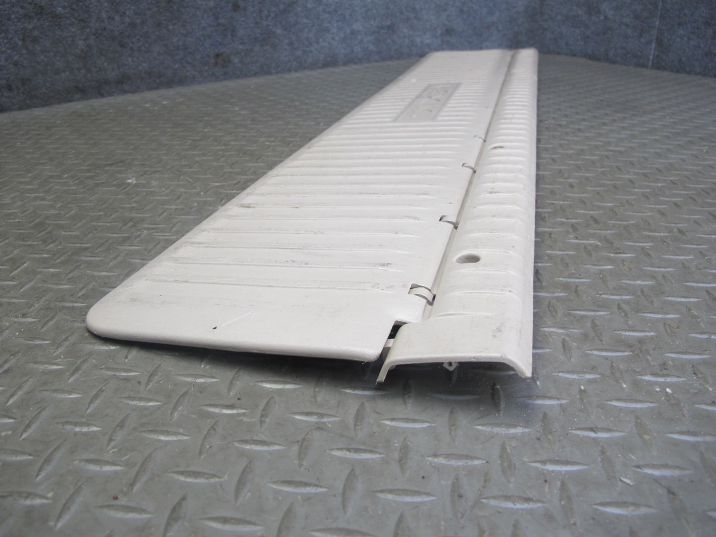 1998-2007 Lexus LX470 J100 Rear Trunk Cargo Floor Scuff Plate Trim Panel Cover