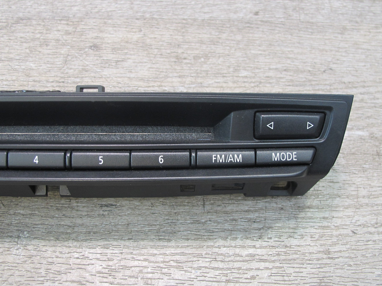 2010-2013 BMW E70 E71 GPS Navi Radio CD Player Receiver Faceplate Switch Panel