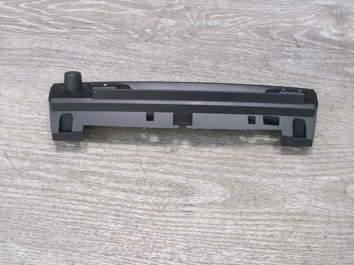 2010-2013 BMW E70 E71 GPS Navi Radio CD Player Receiver Faceplate Switch Panel
