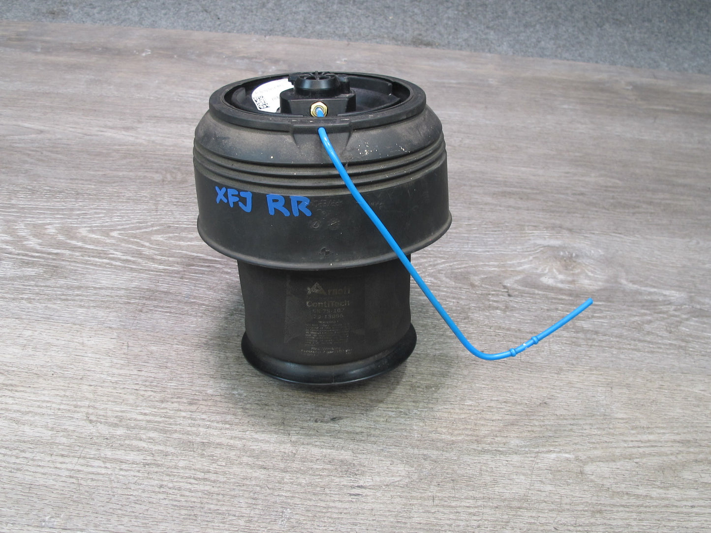 2010-2013 BMW E70 E71 X5M X6M Rear Right Air Spring Shock