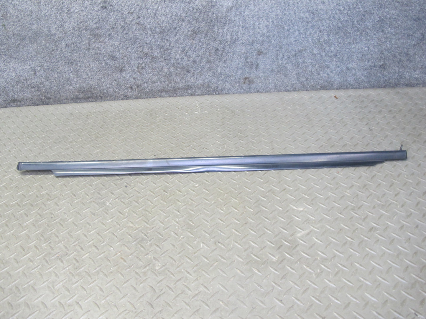 00-09 Honda S2000 Left & Right Door Window Molding Weatherstrip Molding Set OEM