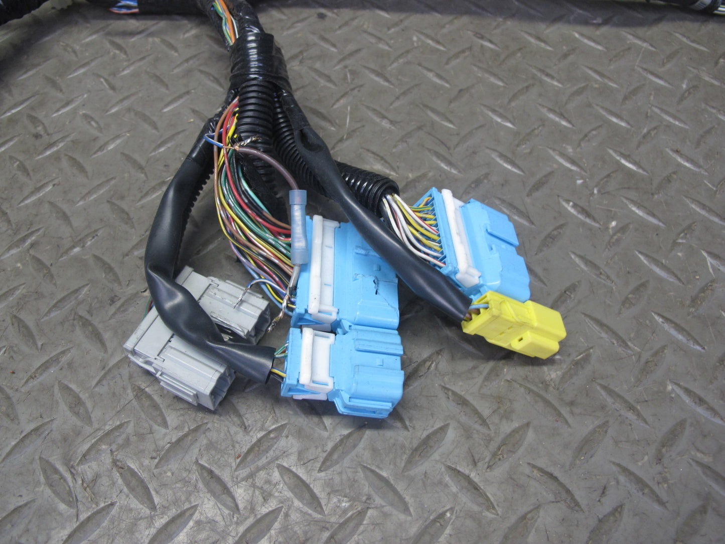 2002 Honda S2000 MT Dash Instrument Panel Wire Wiring Harness 32117-S2A-A011 OEM