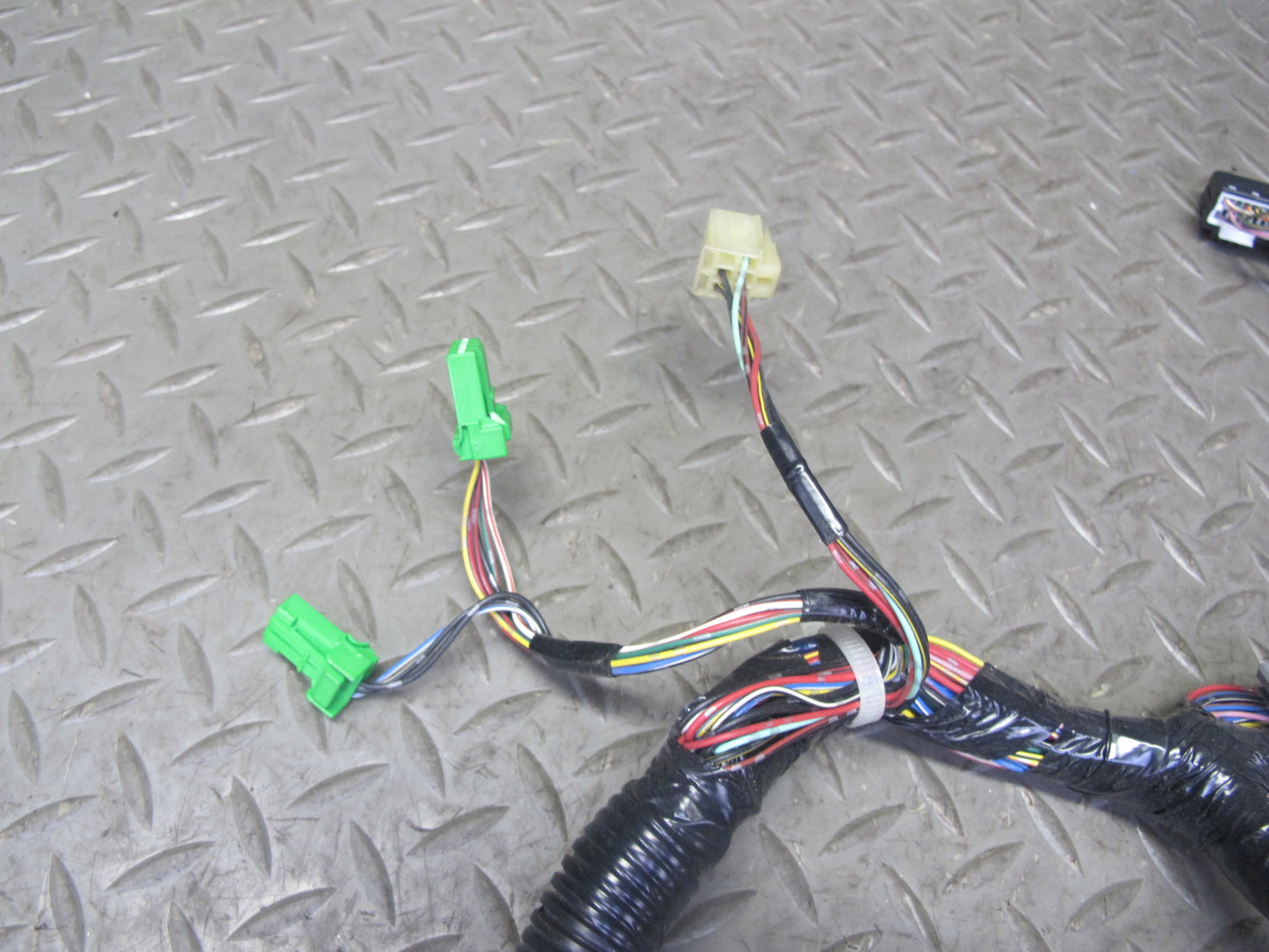 2002 Honda S2000 MT Dash Instrument Panel Wire Wiring Harness 32117-S2A-A011 OEM