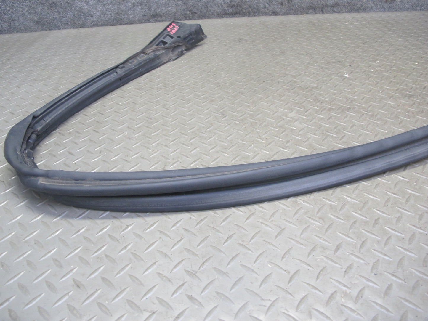 00-09 Honda S2000 Windshield TOP Roof Weatherstrip Rubber Seal Gasket OEM