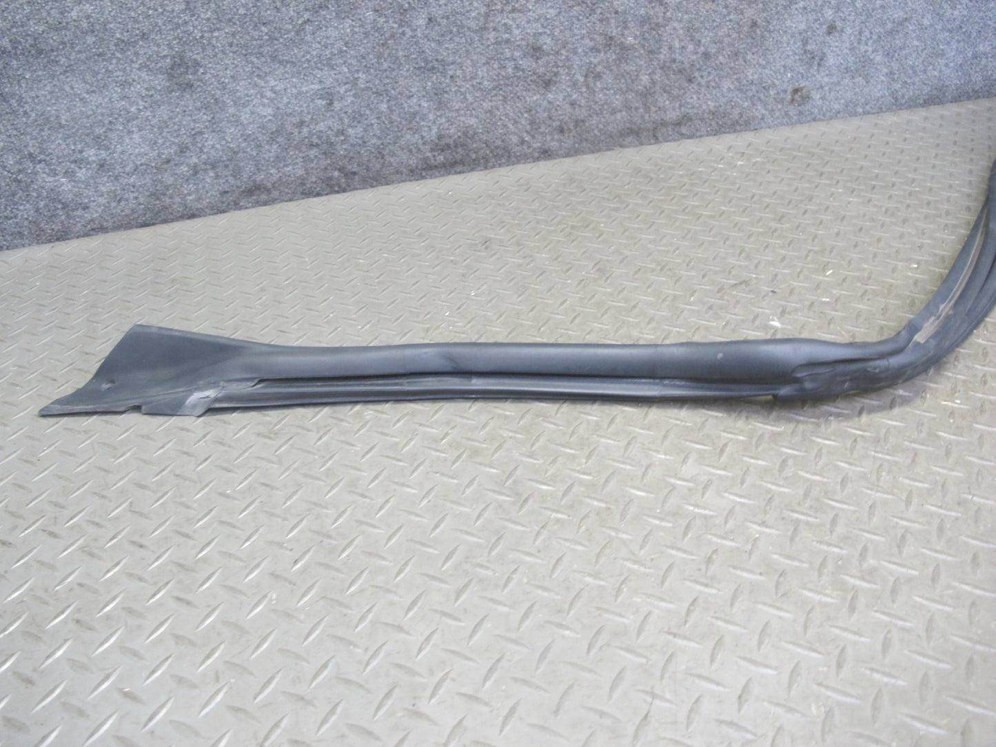 00-09 Honda S2000 Windshield TOP Roof Weatherstrip Rubber Seal Gasket OEM