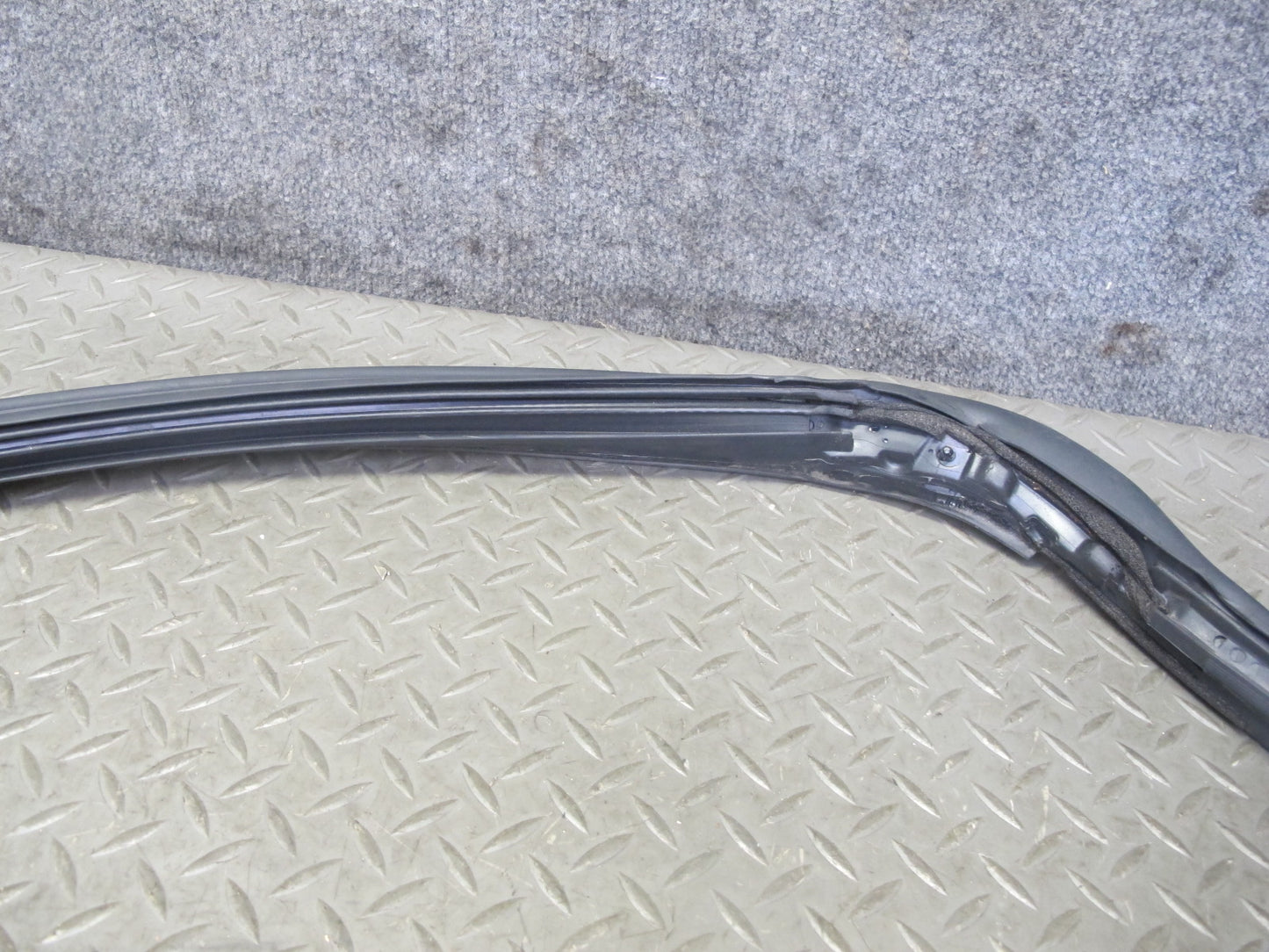 00-09 Honda S2000 Windshield TOP Roof Weatherstrip Rubber Seal Gasket OEM