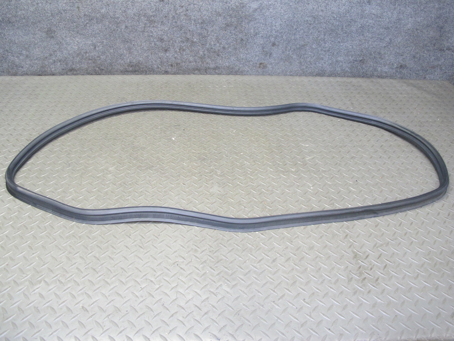 00-09 Honda S2000 Rear Trunk Lid Weatherstrip Rubber Seal Gasket OEM