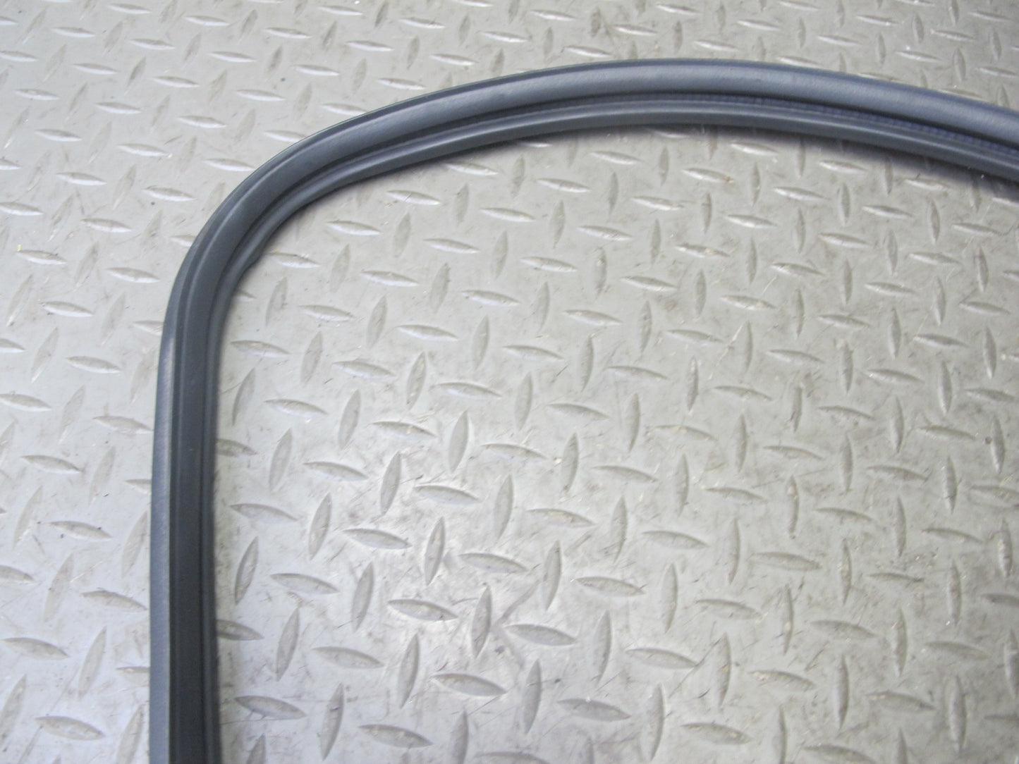00-09 Honda S2000 Rear Trunk Lid Weatherstrip Rubber Seal Gasket OEM