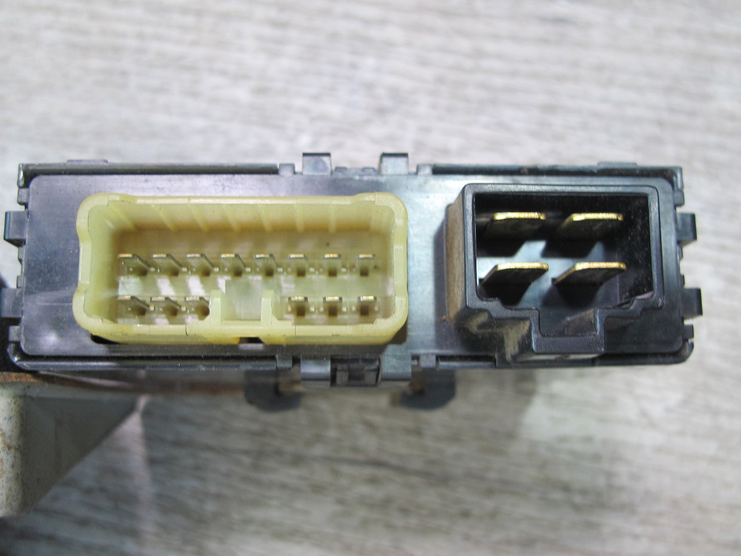 86-92 Toyota Supra MK3 Heater Radiator Relay Control Module 88630-14060 OEM