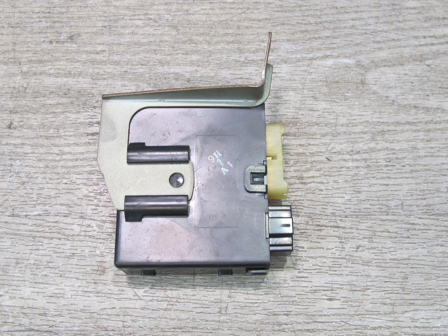 86-92 Toyota Supra MK3 Heater Radiator Relay Control Module 88630-14060 OEM