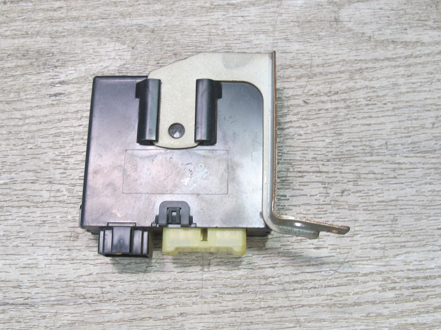 86-92 Toyota Supra MK3 Heater Radiator Relay Control Module 88630-14060 OEM