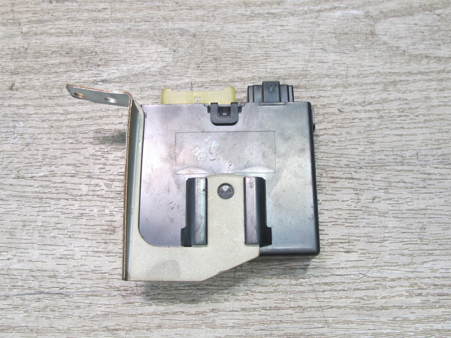 86-92 Toyota Supra MK3 Heater Radiator Relay Control Module 88630-14060 OEM