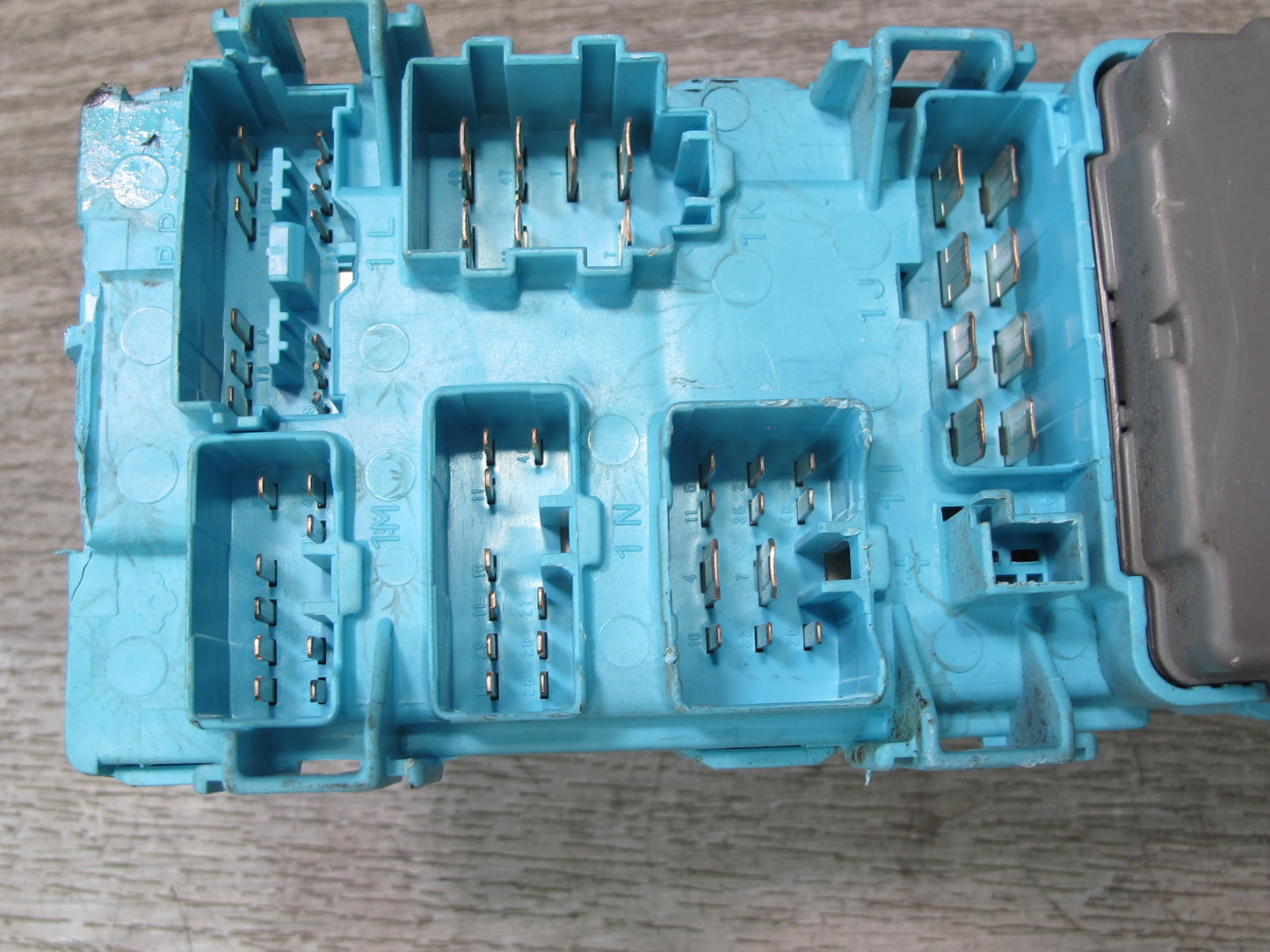 89-92 Toyota Supra MK3 MA70L Integration Relay Fuse Box Module OEM