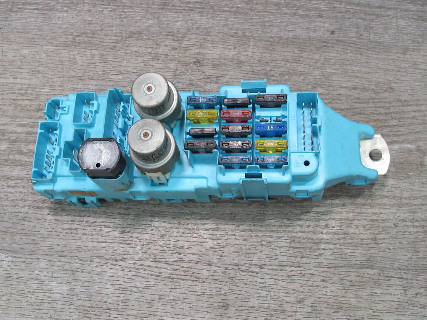 89-92 Toyota Supra MK3 MA70L Integration Relay Fuse Box Module OEM