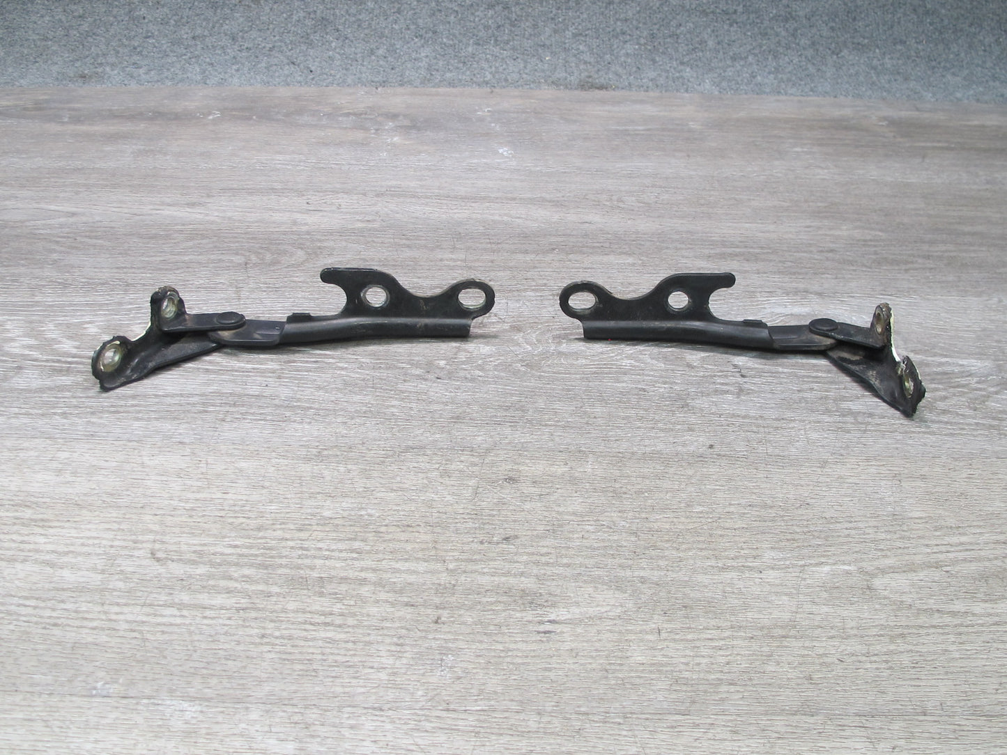86-92 Toyota Supra MA70L Set of 2 Front Left & Right Hood Hinge OEM
