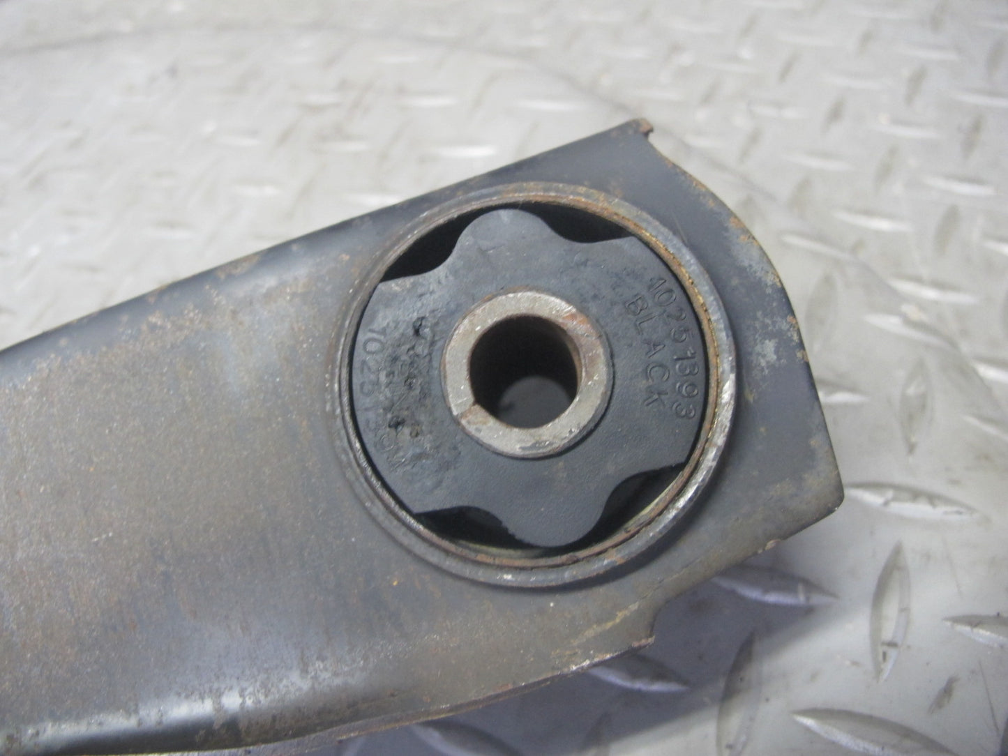 93-02 Pontiac Firebird Camaro Rear Suspension Left & Right Lower Control Arm OEM
