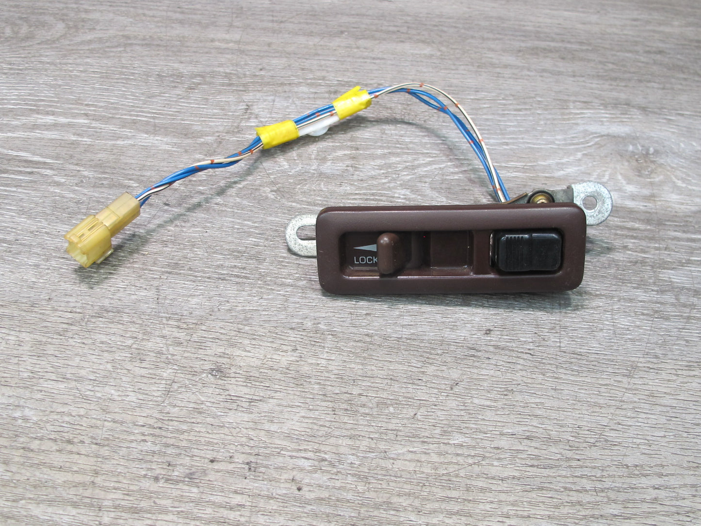 89-92 Toyota Supra MA70L Set of 2 Left & Right Door Lock Switch Maroon OEM