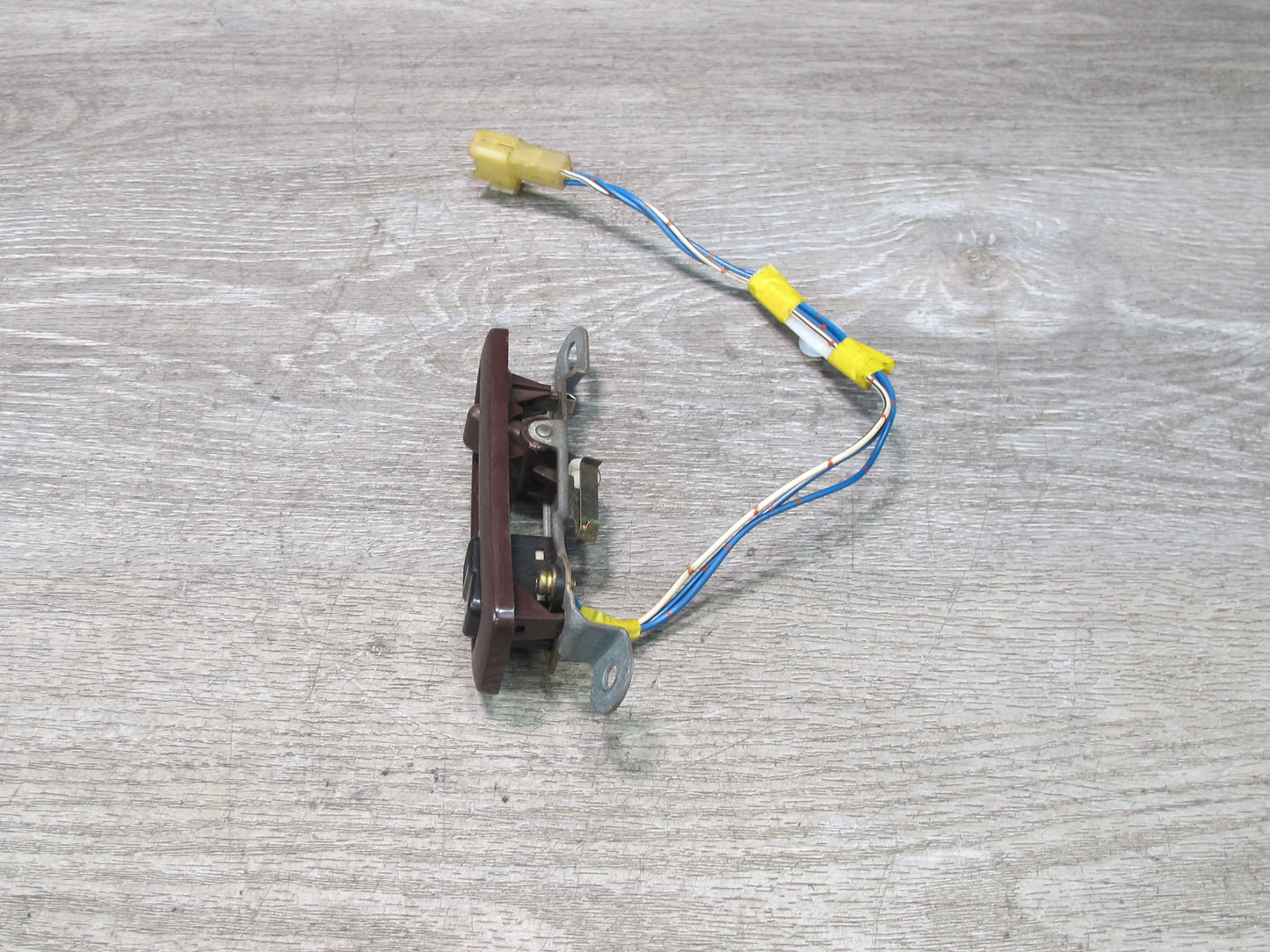89-92 Toyota Supra MA70L Set of 2 Left & Right Door Lock Switch Maroon OEM