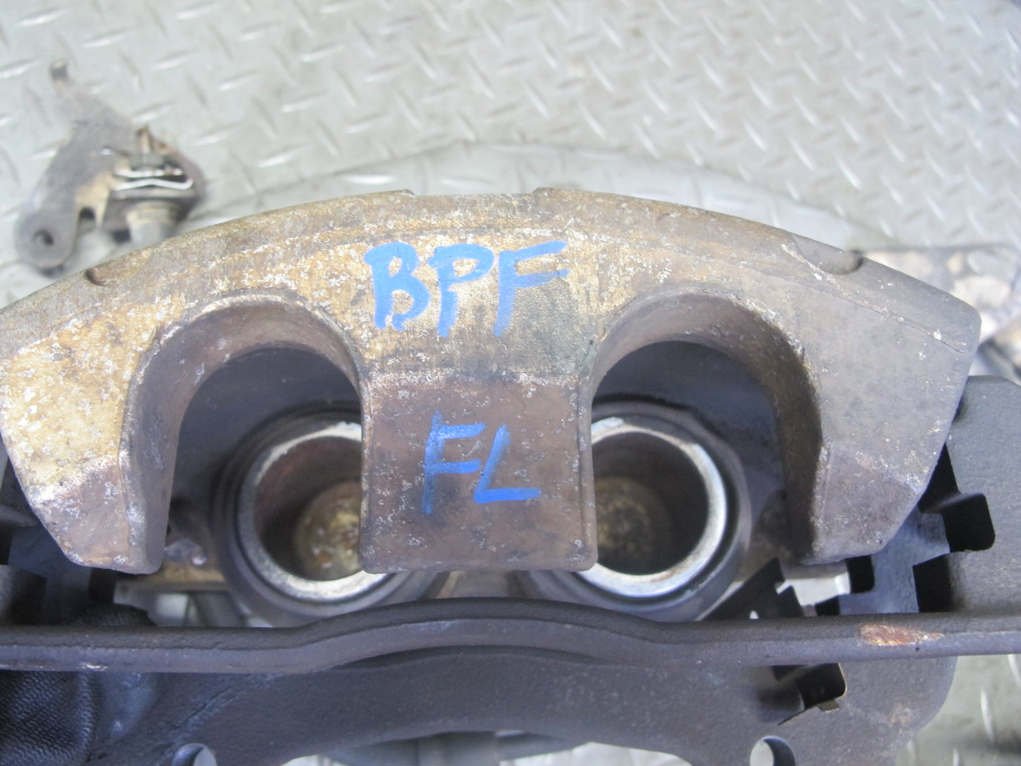 98-02 Pontiac Firebird Formula Set of 2 Front Left & Right Brake Caliper OEM