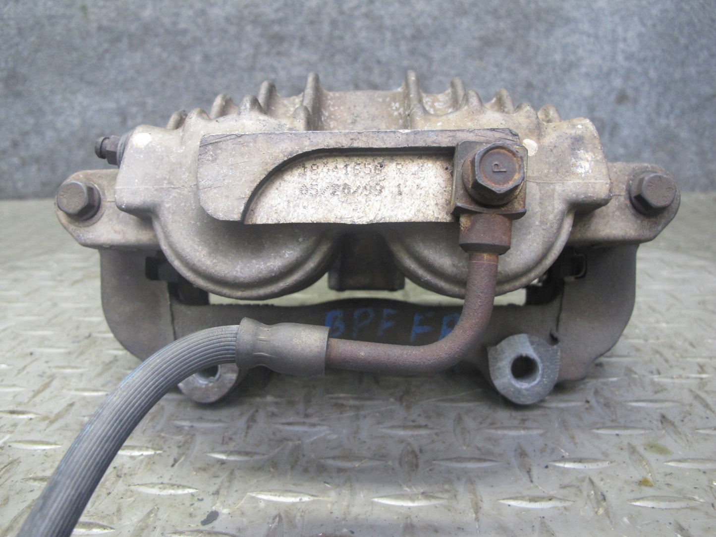 98-02 Pontiac Firebird Formula Set of 2 Front Left & Right Brake Caliper OEM