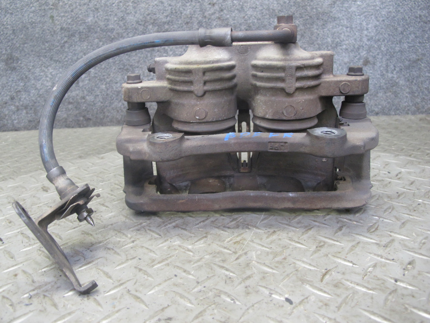 98-02 Pontiac Firebird Formula Set of 2 Front Left & Right Brake Caliper OEM