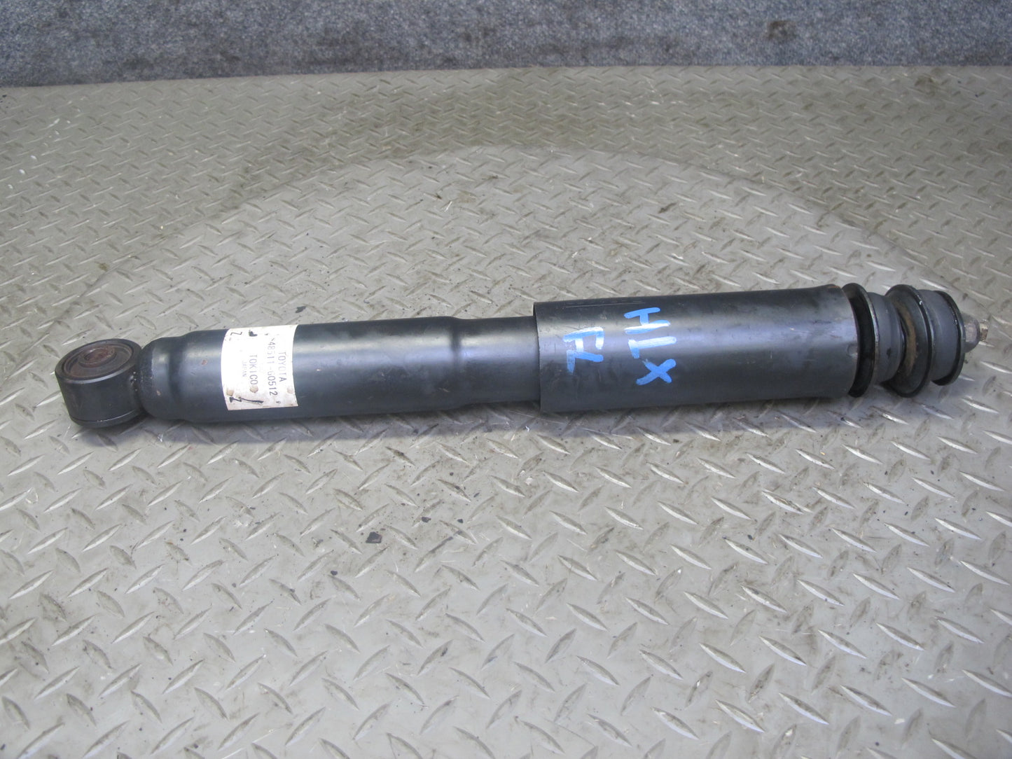 1998-2007 Lexus UZJ100L LX470 Front Left & Right Strut Shock Absorber Set of 2