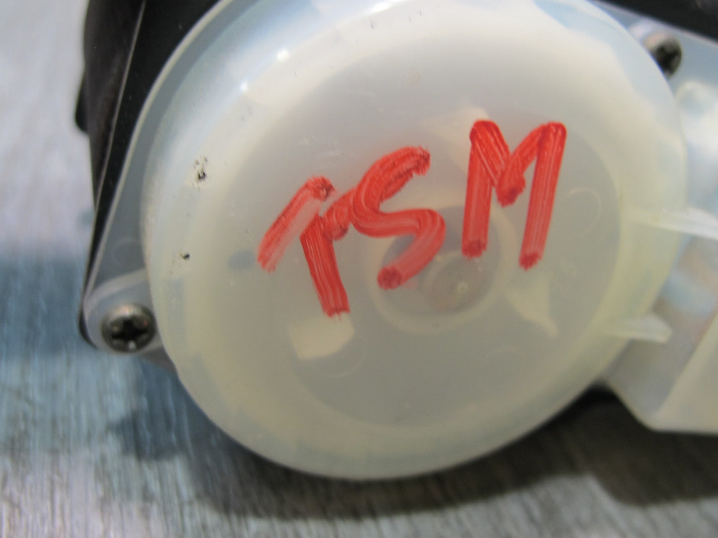 89-92 TOYOTA SUPRA MK3 REAR RIGHT & LEFT SIDE SEATBELT RETRACTOR SET OEM