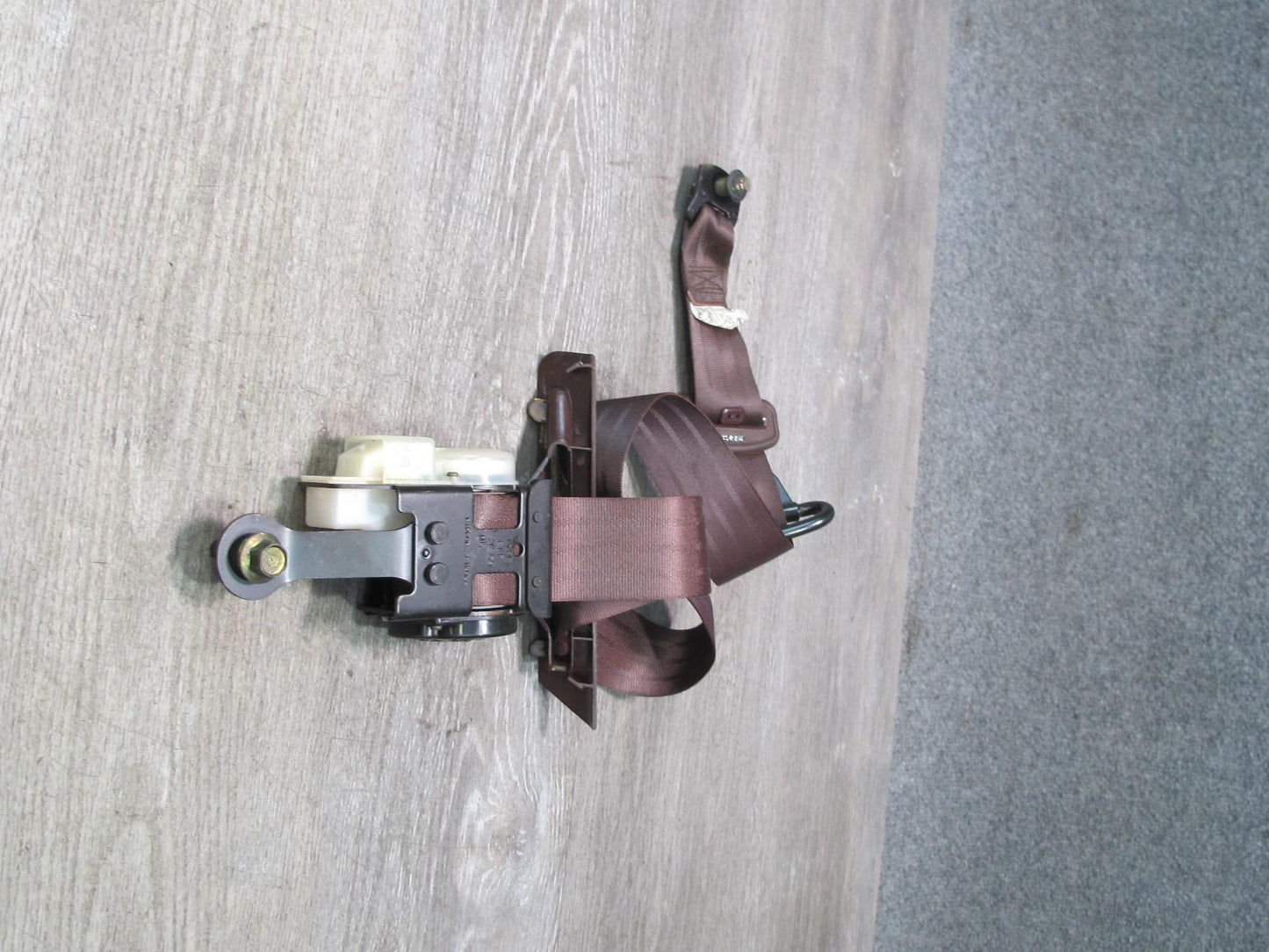 89-92 TOYOTA SUPRA MK3 REAR RIGHT & LEFT SIDE SEATBELT RETRACTOR SET OEM