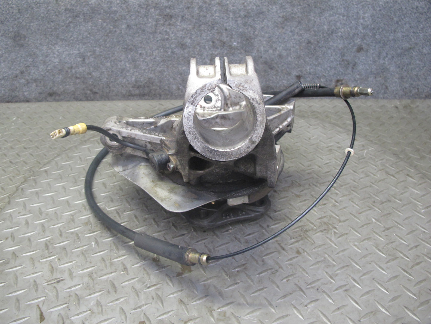 1997-2004 Porsche Boxster 986 Rear Right Side Spindle Knuckle Wheel Hub Bearing