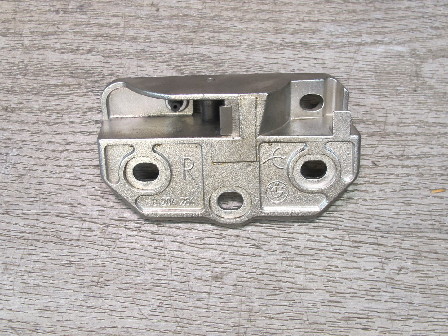 01-06 BMW E46 Convertible Set of 2 TOP Roof Lock Latch Striker Plate OEM