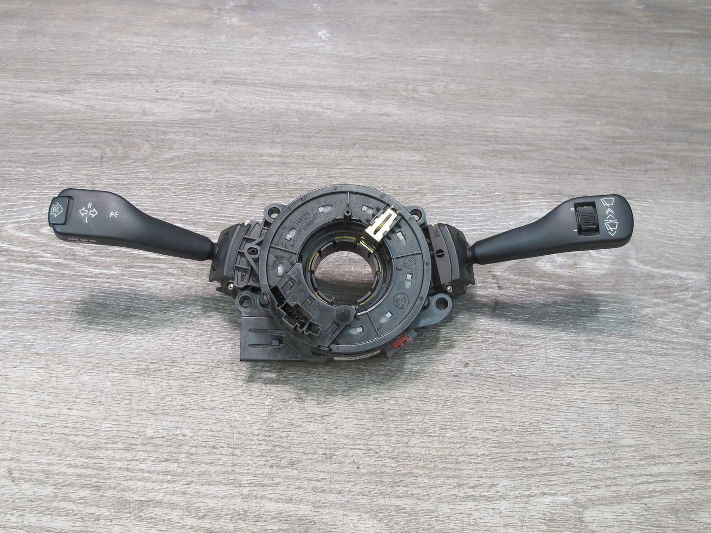 01-06 BMW E46 CONVERTIBLE STEERING COLUMN MULTI SWITCH CLOCK SPRING OEM