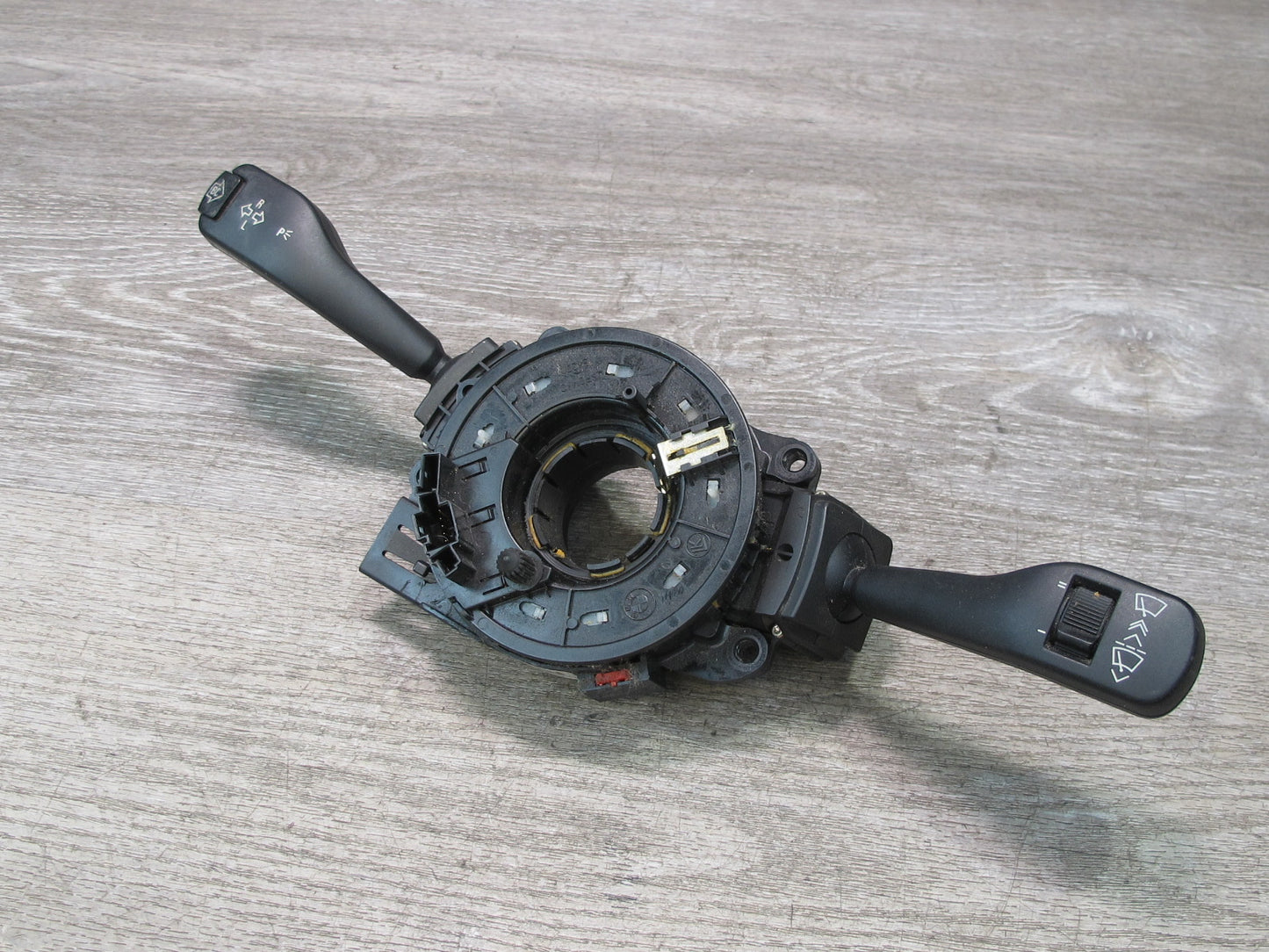 01-06 BMW E46 CONVERTIBLE STEERING COLUMN MULTI SWITCH CLOCK SPRING OEM