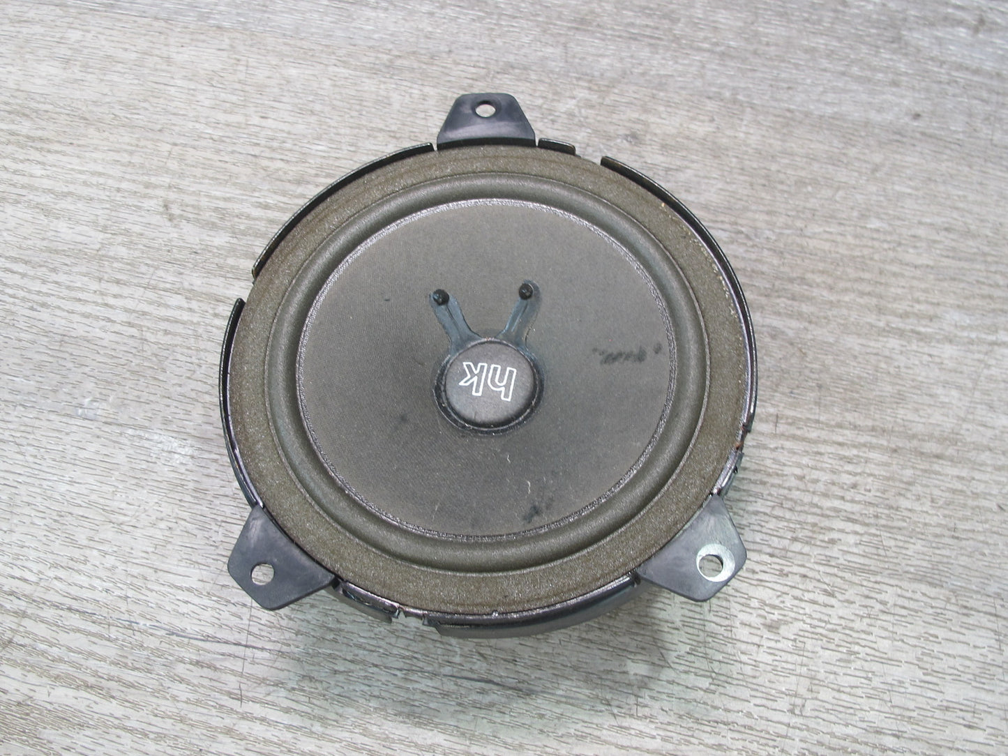 01-06 BMW E46 3-SERIES Front or Rear TOP Hi-fi Harman Kardon Speaker Woofer OEM