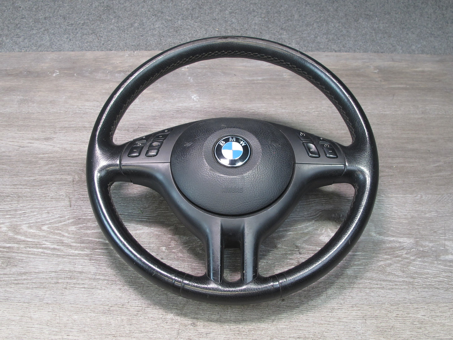01-06 BMW E46 CONVERTIBLE FRONT LEFT DRIVER SIDE SPORT STEERING WHEEL W/ SRS AIRBAG OEM