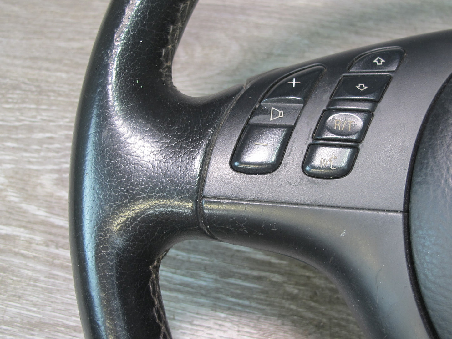 01-06 BMW E46 CONVERTIBLE FRONT LEFT DRIVER SIDE SPORT STEERING WHEEL W/ SRS AIRBAG OEM