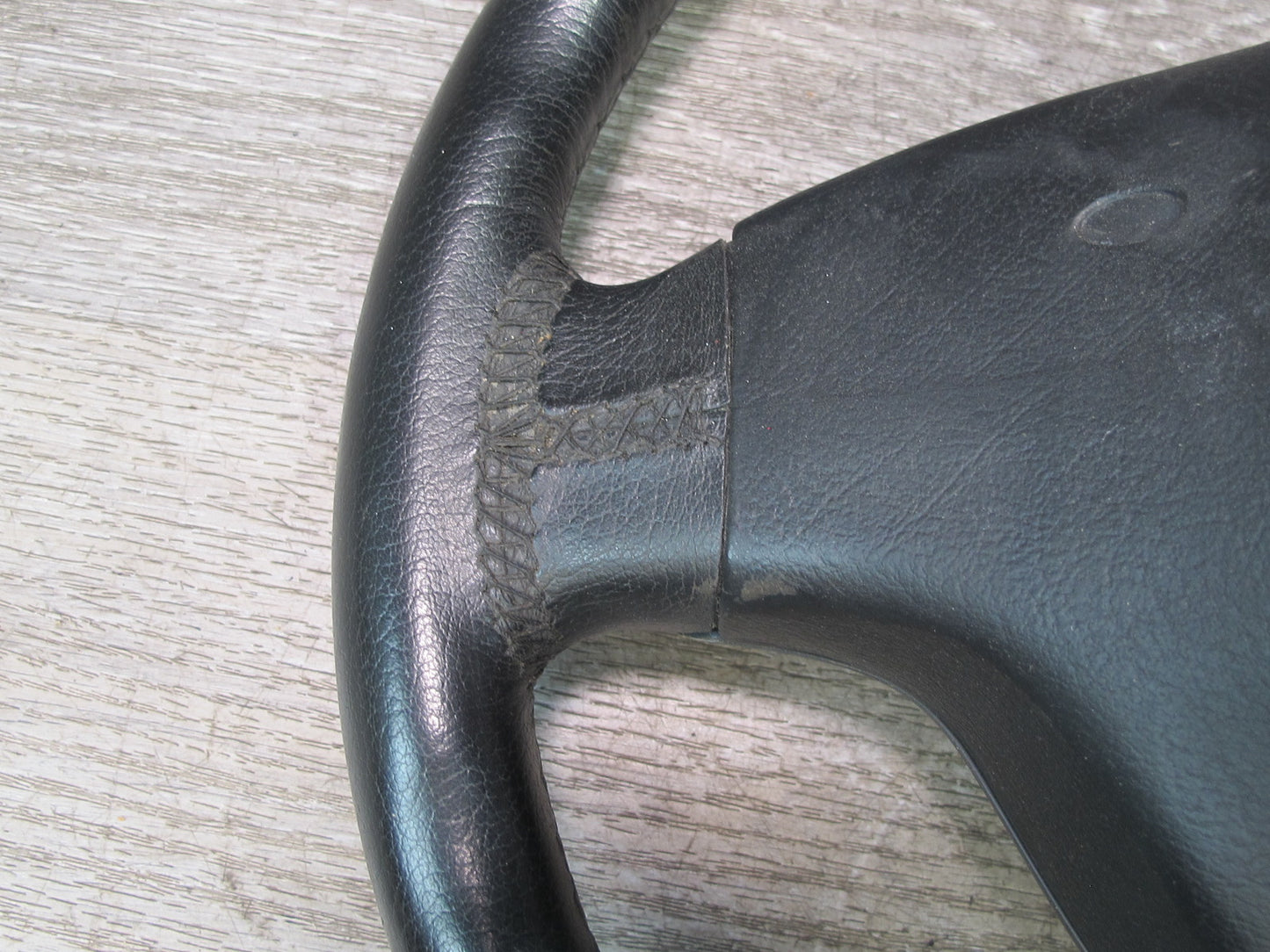 01-06 BMW E46 CONVERTIBLE FRONT LEFT DRIVER SIDE SPORT STEERING WHEEL W/ SRS AIRBAG OEM